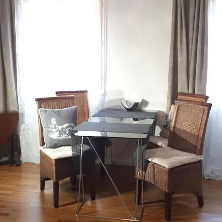 Commanderie Lägenhet *