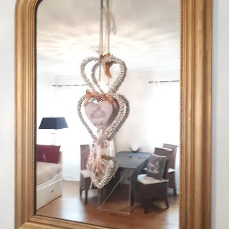 Commanderie Apartment